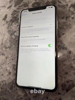 Apple iPhone XS Max 64GB Gold (Unlocked)- Cracked Back -Prior Screen Replacement
