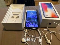 IPhone X/64GB/Space Grey/Unlocked CRACKED SCREEN(needs Repair Or Replacement)